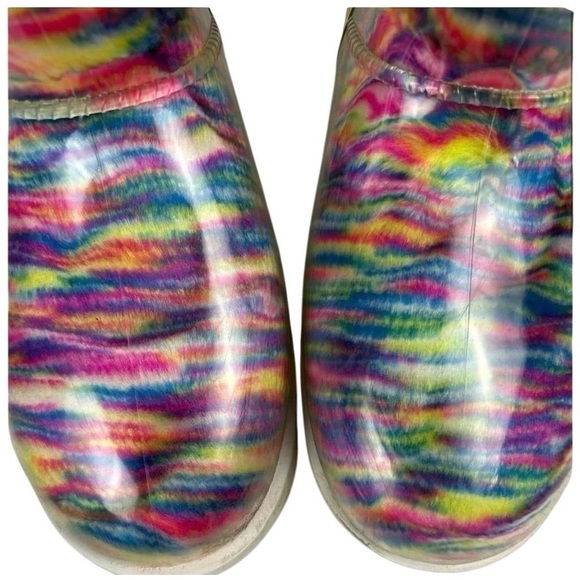 Ugg Women's Classic Clear Mini Pixelate Boot Size 5 - Picture 13 of 16